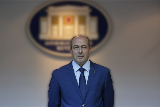NIKO KURI